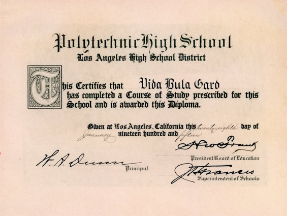1915-high school graduation-GARD-vida-los angeles-WEB